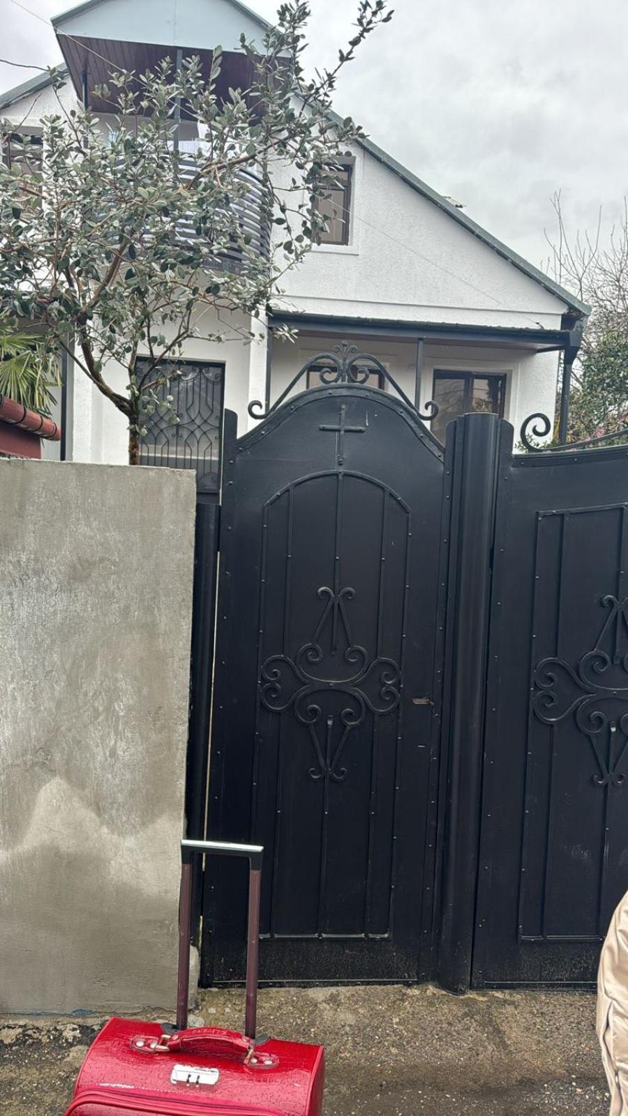 קוטאיסי Nino & Irodi'S Guest House מראה חיצוני תמונה